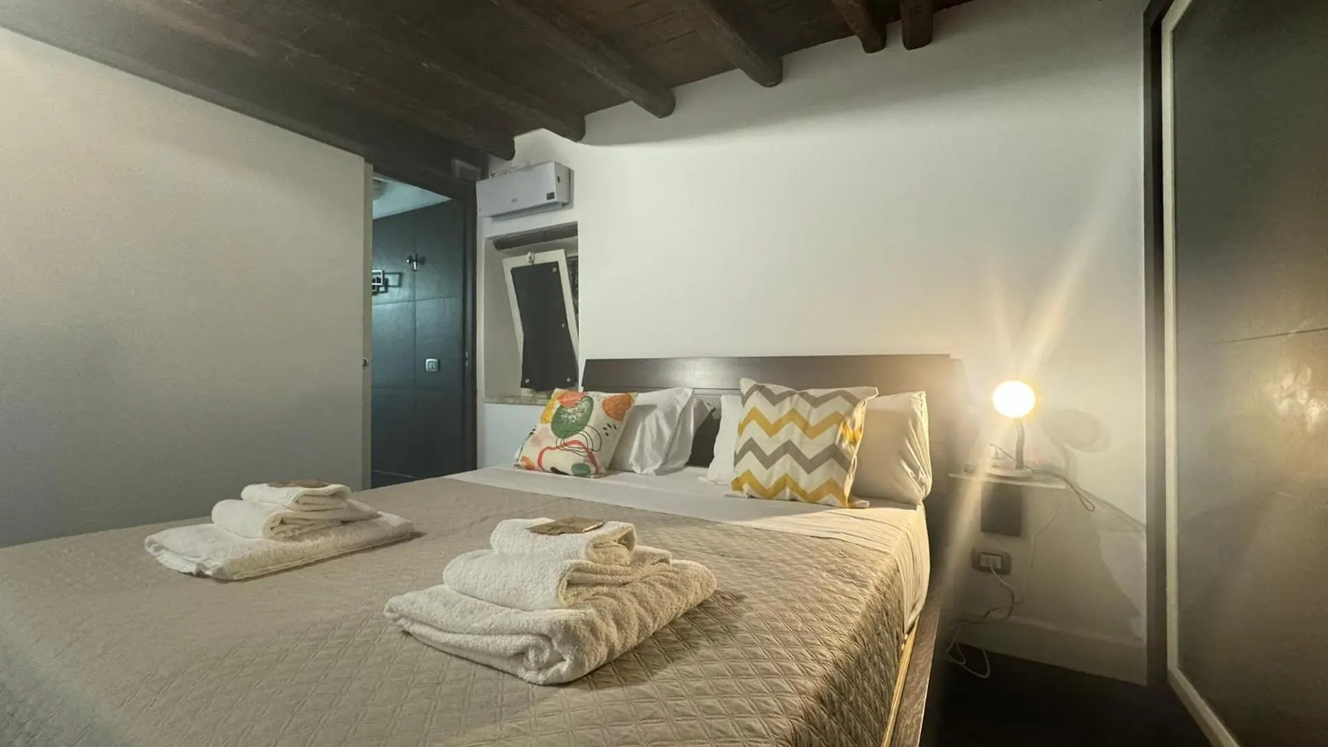 In Ancient Rome Apartment Italia