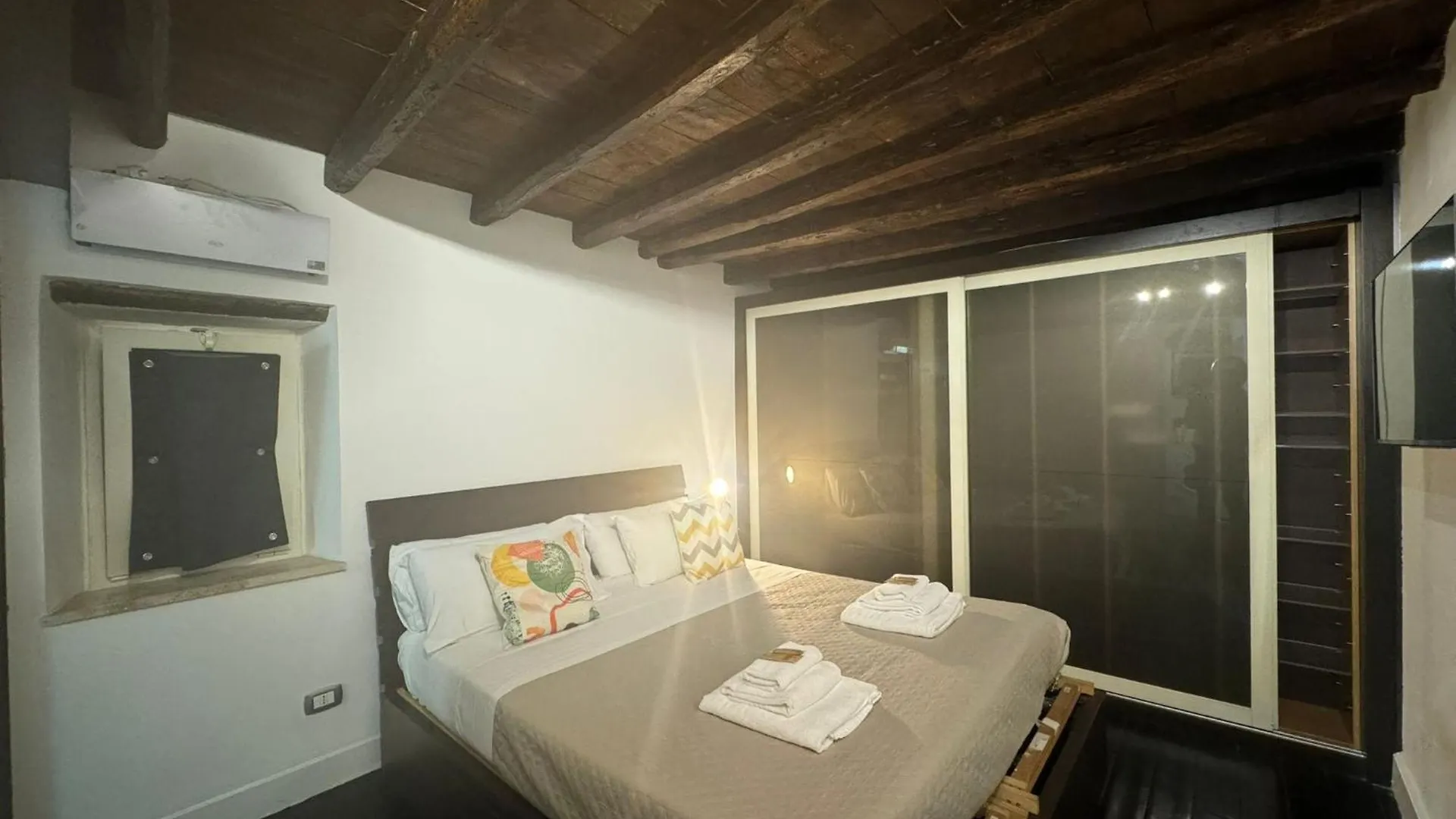 In Ancient Rome Apartment